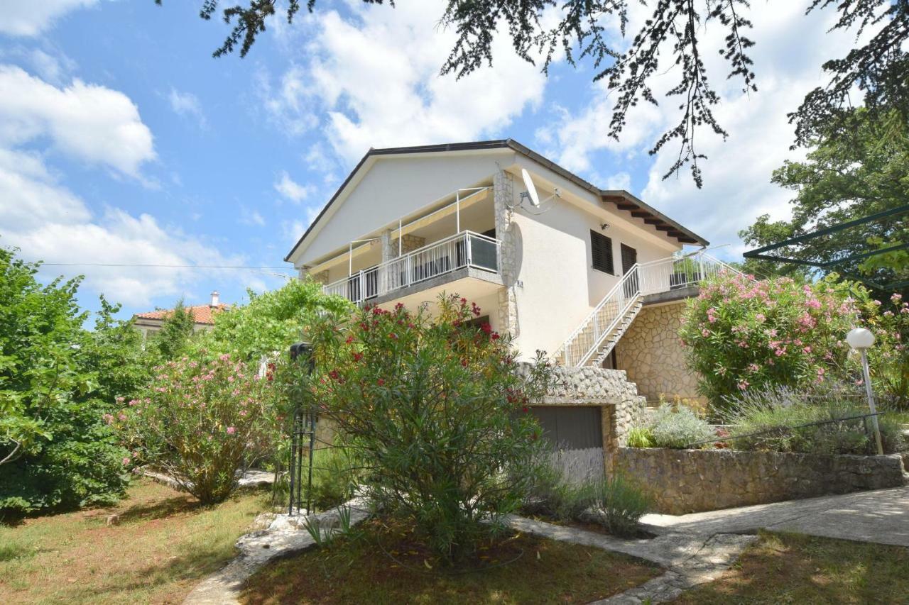 Apartments Jadanec Malinska Exterior foto
